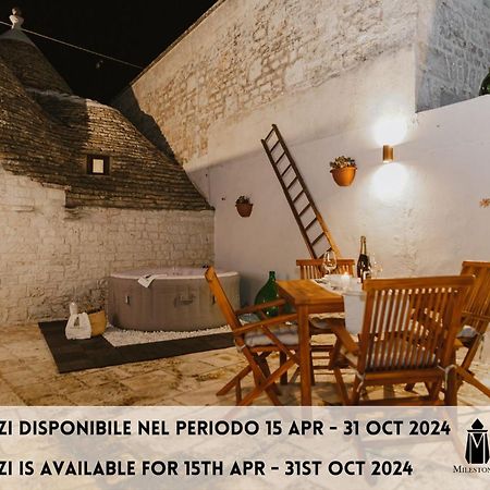 Milestones Modern Suite Trullo Jacuzzi Spa & Relax Alberobello Buitenkant foto