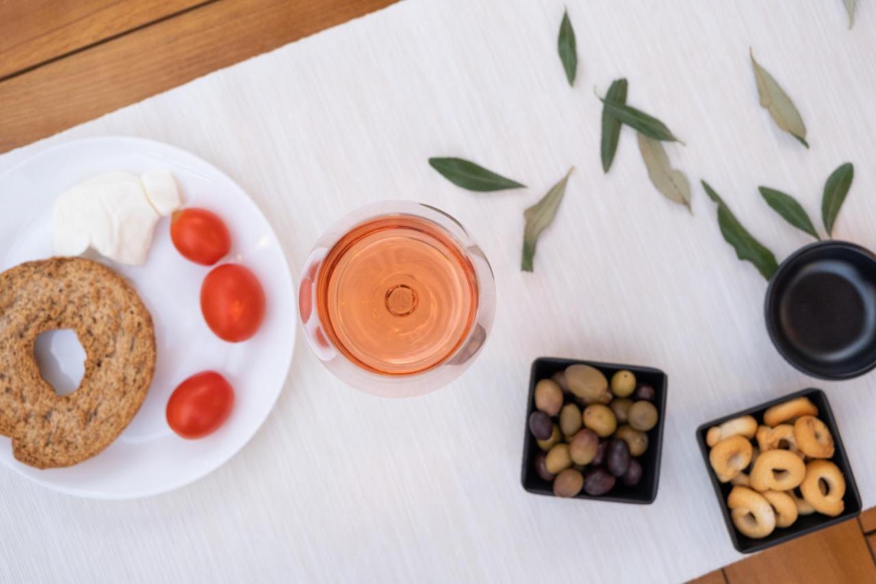 Milestones Modern Suite Trullo Jacuzzi Spa & Relax Alberobello Buitenkant foto